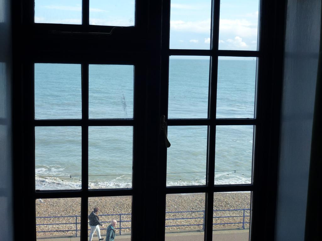 Royal Hotel (Adults Only) Eastbourne Bagian luar foto