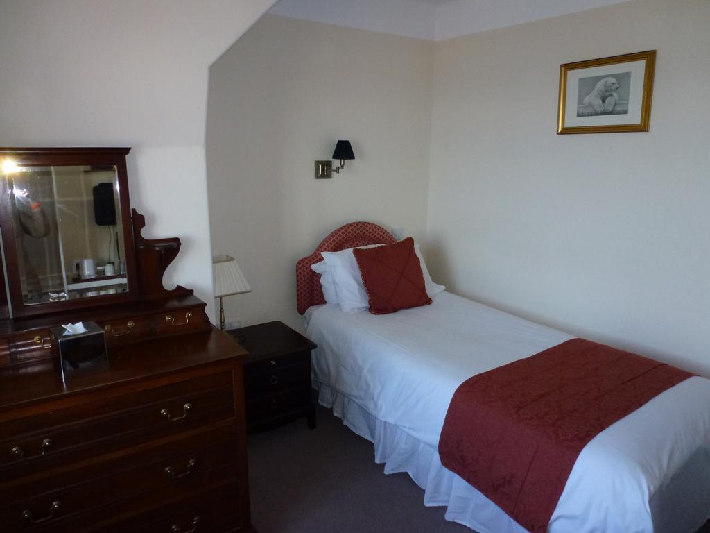 Royal Hotel (Adults Only) Eastbourne Bagian luar foto
