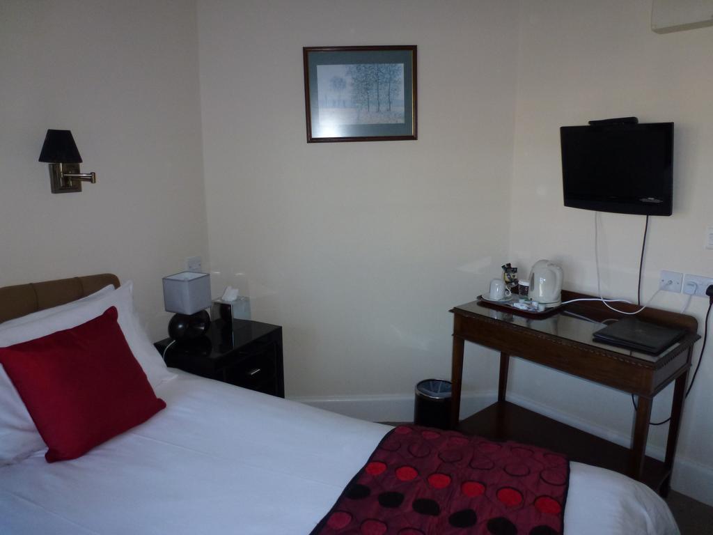 Royal Hotel (Adults Only) Eastbourne Bagian luar foto