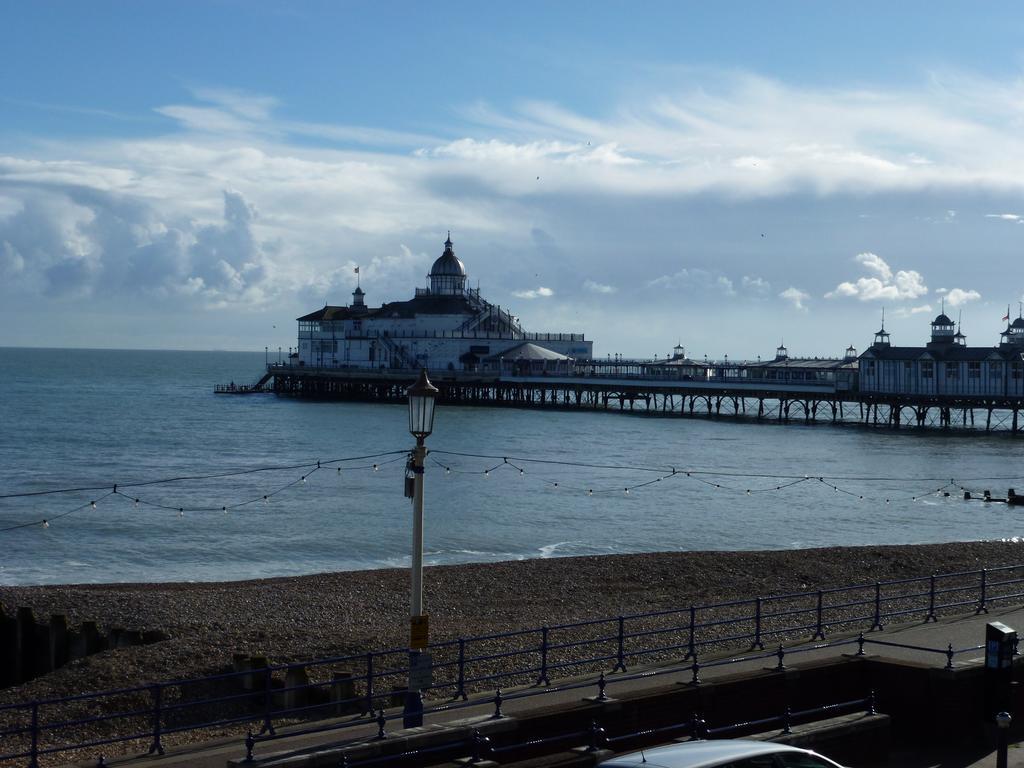 Royal Hotel (Adults Only) Eastbourne Bagian luar foto