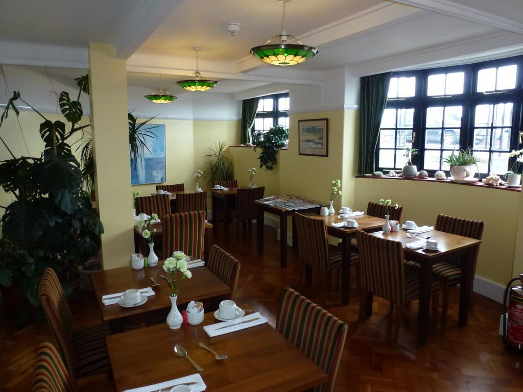 Royal Hotel (Adults Only) Eastbourne Bagian luar foto