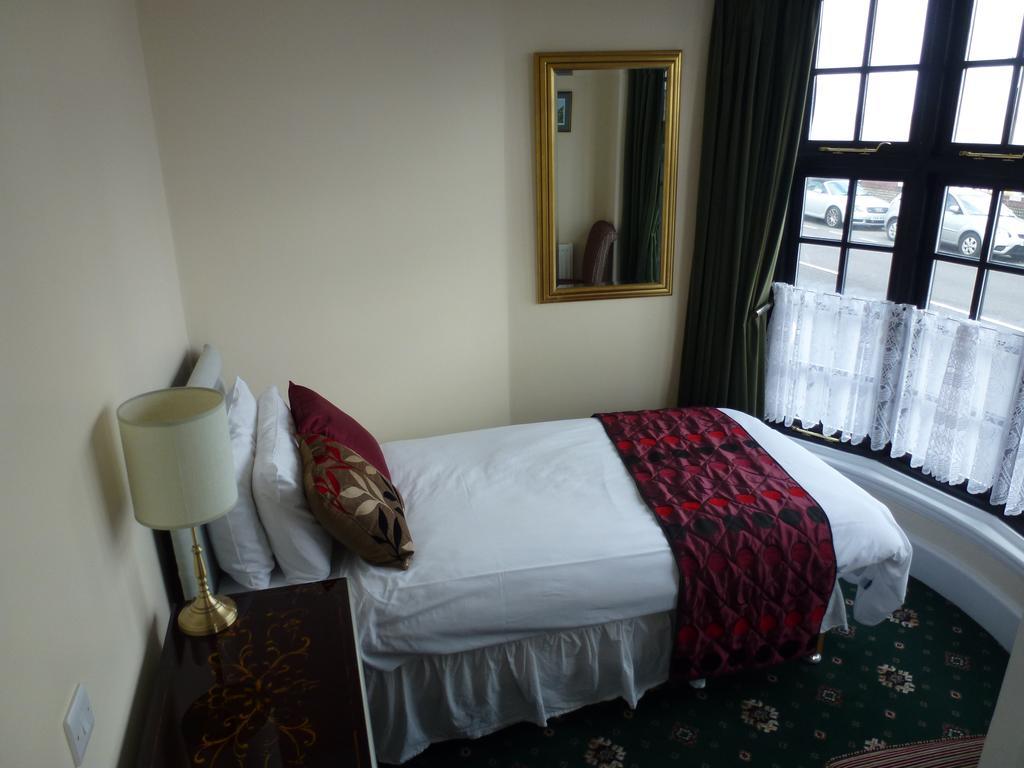 Royal Hotel (Adults Only) Eastbourne Bagian luar foto