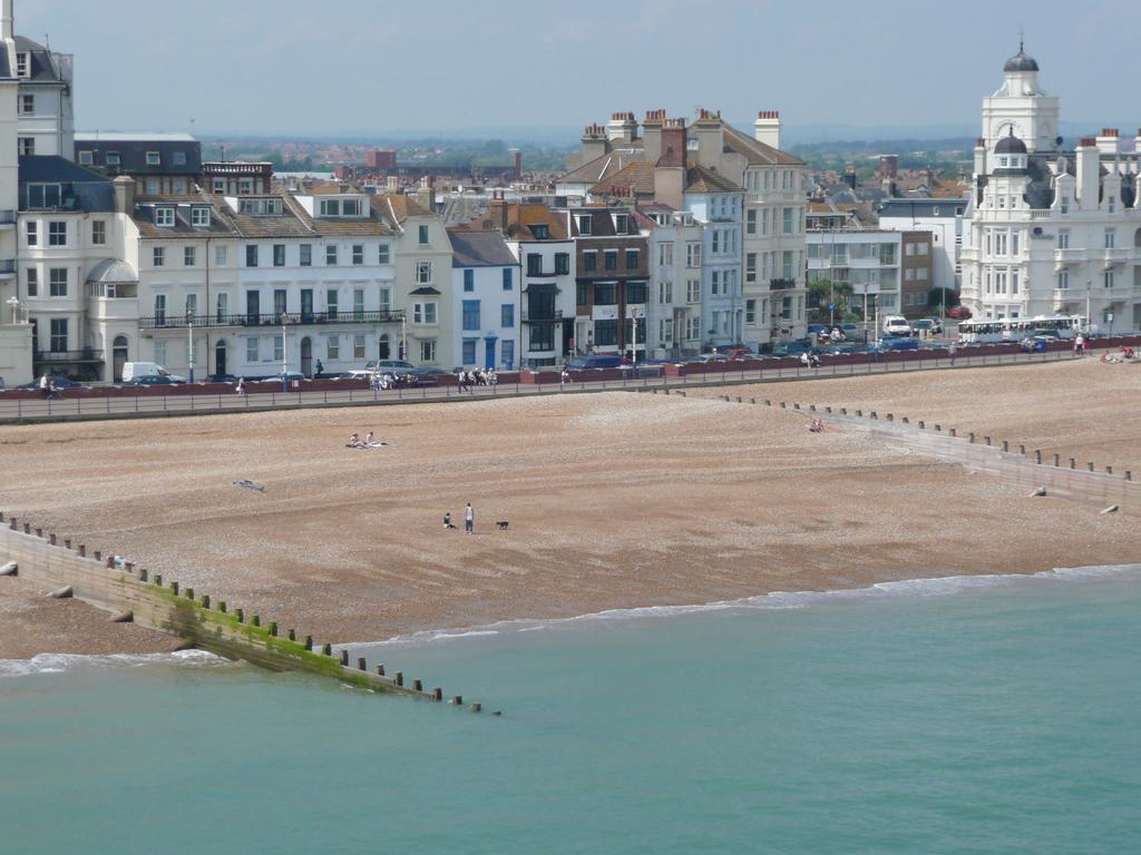 Royal Hotel (Adults Only) Eastbourne Bagian luar foto