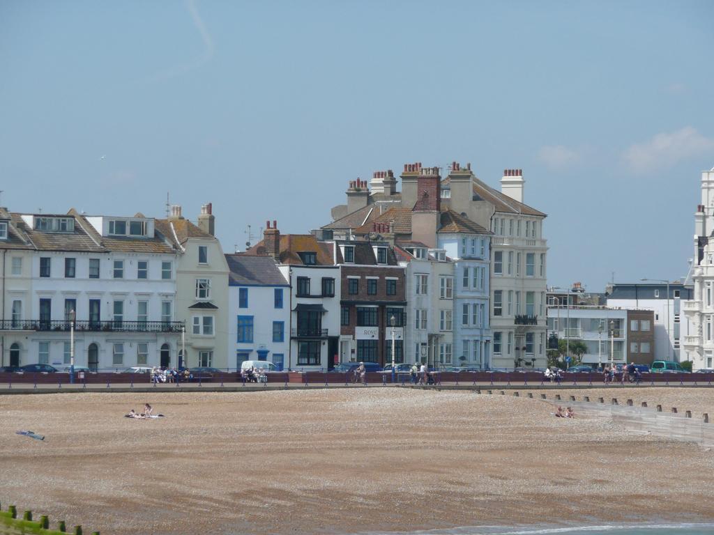 Royal Hotel (Adults Only) Eastbourne Bagian luar foto
